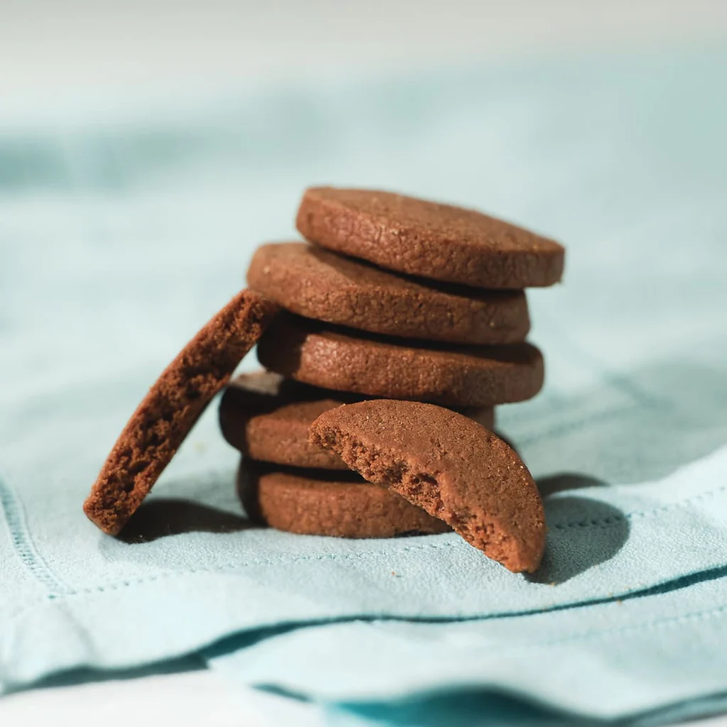 ダンデライオン・チョコレートのクッキーアソートメントのチョコレートクッキーの画像