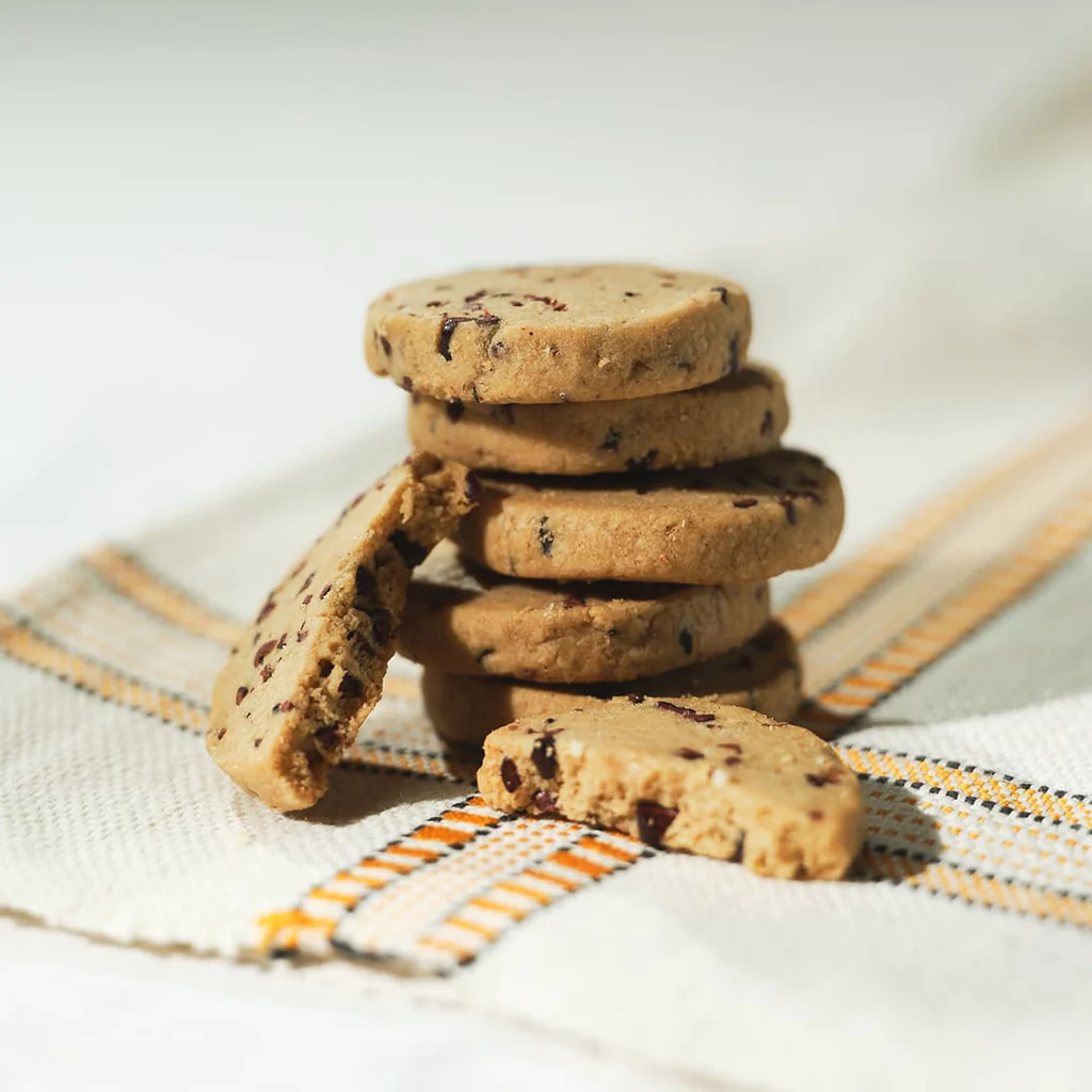 ダンデライオン・チョコレートのクッキーアソートメントのカカオニブカフェクッキーの画像